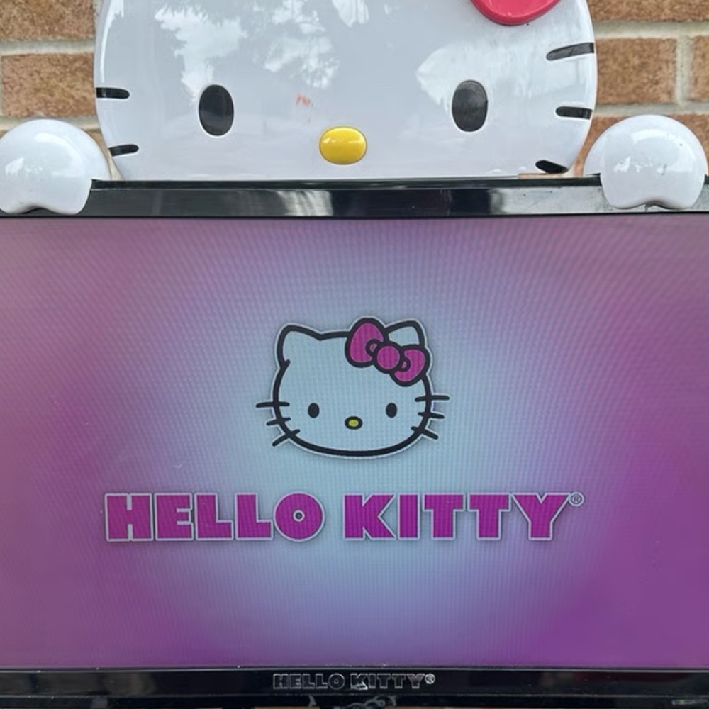 Hello Kitty | Accents | Hello Kitty Tv | Poshmark